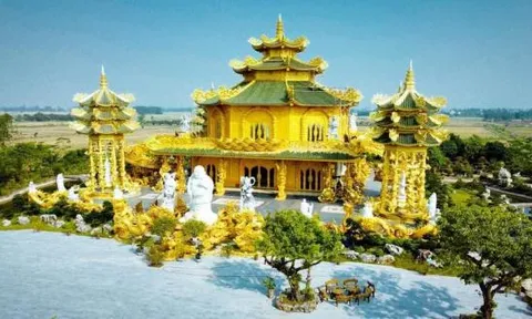 Cách Hà Nội 50 km có một ngôi chùa trăm tuổi 'dát vàng' nằm cánh đồng làng được nhiều du khách ghé thăm