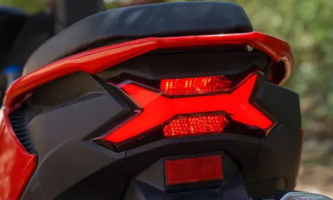 Xe tay ga cùng phân khúc với Honda Vision, thiết kế cá tính, giá ngang Wave RSX