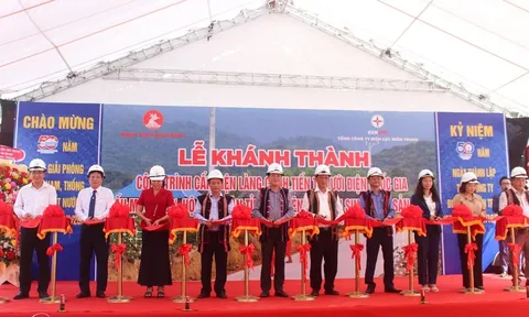 'Thắp sáng niềm tin' làng Canh Tiến