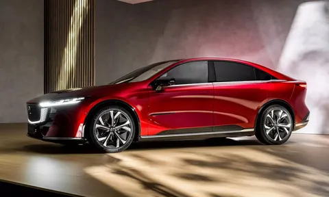 Chiêm ngưỡng vẻ đẹp của Mazda 6e, công suất 258 mã lực, nội thất tiện nghi, công nghệ tiên tiến