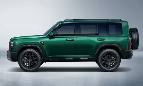 SUV địa hình dài 4,8 mét, thiết kế hầm hố, công suất 235 mã lực, giá ‘hạt dẻ’