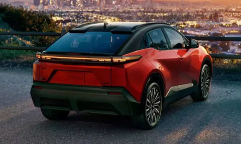 Toyota giới thiệu xe gầm cao thiết kế ấn tượng, công suất 338 mã lực, giá hơn 900 triệu đồng