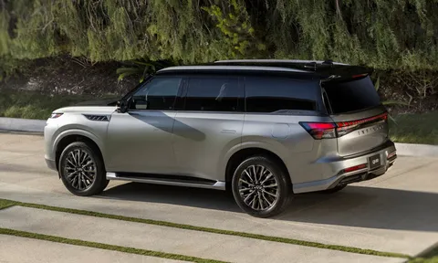 SUV Nhật Bản ‘siêu to khổng lồ’, nội thất sang chảnh, công suất 450 mã lực, giá gần 4,3 tỷ đồng, cạnh tranh Lexus LX