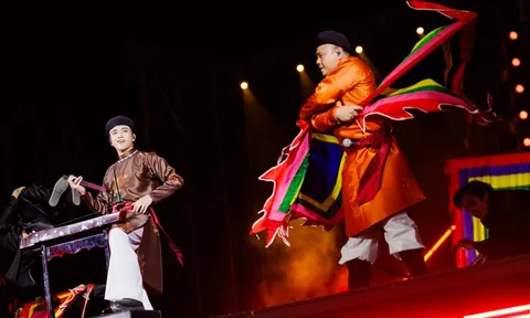 “Mưa lửa”: Những thước phim chưa từng được hé lộ, những câu chuyện tạo nên hành trình rực rỡ của 33 Anh Tài