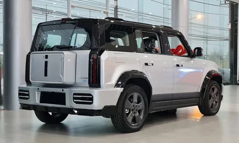 SUV địa hình siêu hầm hố, công suất 279 mã lực, giá ngang Mitsubishi Xforce