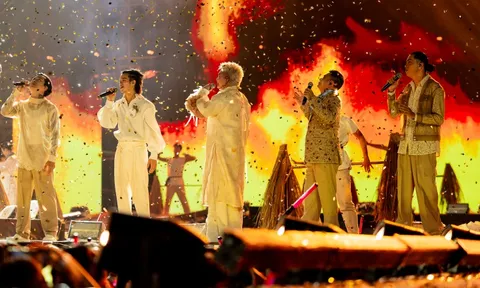 Phim concert về 'Anh trai vượt ngàn chông gai' lập thành tích mới