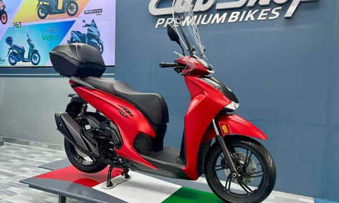 Honda SH 350i 2025 nhập khẩu từ Ý về Việt Nam: Màu mới siêu độc, giá dự kiến cao ngất ngưởng