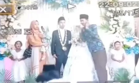 CLIP: Bò 'điên' bất ngờ lao vào đám cưới nhưng phản ứng của chú rể mới 'sốc'