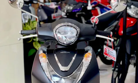 Giá xe Honda SH Mode 2025 cuối tháng 5 rẻ bất ngờ, thời điểm vàng để 'xuống tiền'