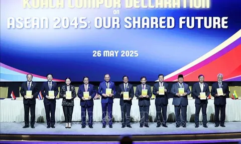 Hội nghị Cấp cao ASEAN: Nhất trí hướng tới tương lai tự cường, tầm nhìn chiến lược và khát vọng vươn tầm