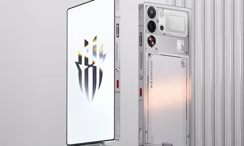 Siêu phẩm gaming phone thiết kế ấn tượng, chip Snapdragon 8 Elite, RAM 24 GB, pin 7.500mAh, giá hấp dẫn