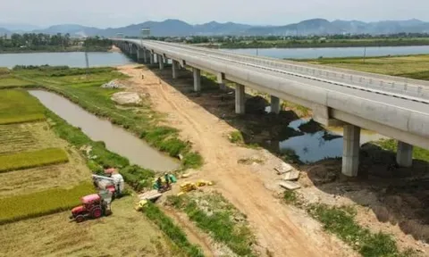 Cây cầu nghìn tỷ dài nhất cao tốc Bắc - Nam qua tỉnh hẹp nhất cả nước sắp thông xe