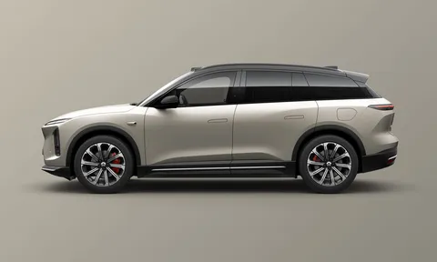 SUV hạng D mạnh 489 mã lực, trang vượt xa Hyundai Santa Fe, giá hơn 1,2 tỷ đồng