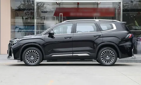 SUV hạng D công cuất 218 mã lực, giá chỉ ngang Hyundai Grand i10