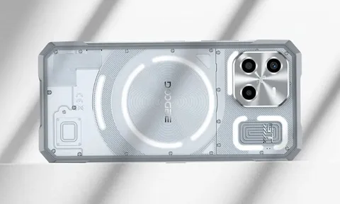 Smartphone  ‘nồi đồng cối đá’, RAM 16 GB, pin 5.500mAh, giá hơn 16 triệu đồng