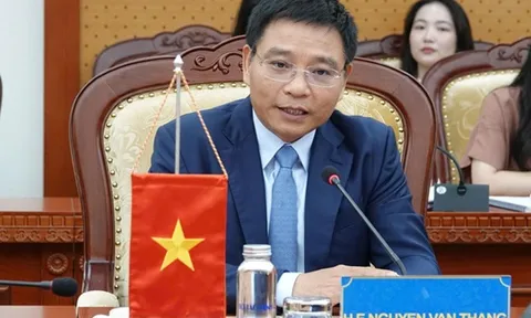 Bộ trưởng Nguyễn Văn Thắng: Phát triển thị trường chứng khoán công bằng, minh bạch và hiệu quả