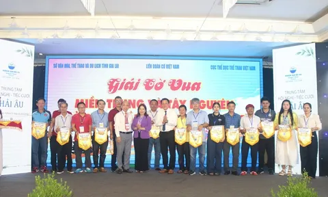 Gần 700 kỳ thủ tranh tài giải cờ vua Miền Trung – Tây Nguyên mở rộng