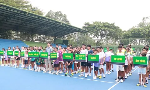 Hơn 200 vận động viên tranh tài giải quần vợt trẻ Cúp Vietravel 2025
