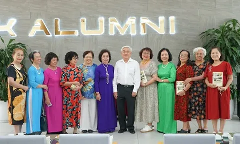 Ra mắt cuốn nhật ký thứ 3 của Đặng Thùy Trâm: Người kể chuyện - Người tiếp nối
