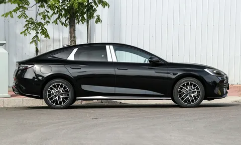 Xe sedan siêu tiết kiệm xăng, trang bị nhỉnh hơn Toyota Camry, giá hơn 500 triệu đồng