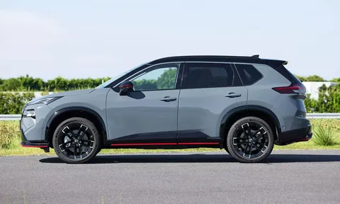 Honda CR-V có thêm đối thủ siêu ngầu, động cơ hybrid, giá gần 1 tỷ đồng