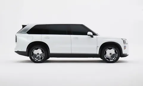 SUV sang chảnh như Mercedes-Maybach GLS 600, công suất 1.381 mã lực, giá gần 1,8 tỷ đồng