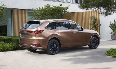 Mazda giới thiệu SUV hạng sang dùng động cơ PHEV, giá hơn 2 tỷ đồng