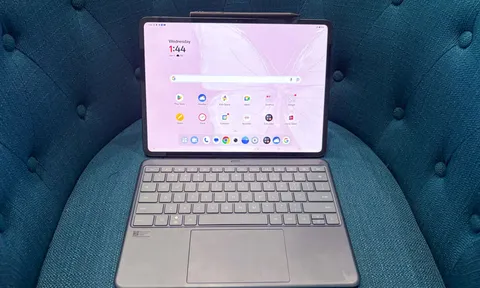 'Kình địch' của iPad Pro M4 ra mắt: Cấu hình ‘khủng’, pin 12.140mAh, giá hơn 14 triệu