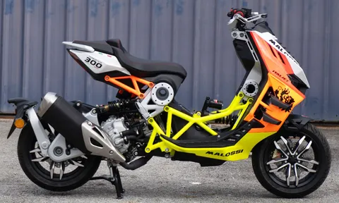 Xe tay ga thể thao động cơ 278cc, giá gần 240 triệu đồng