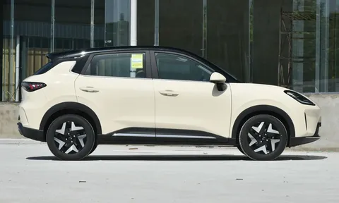 Xe gầm cao đô thị giá từ 255 triệu đồng có gì đáng chú ý?