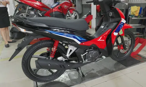 Cận cảnh Honda Wave RSX FI 2026 phiên bản đắt nhất, giá hơn 26 triệu đồng