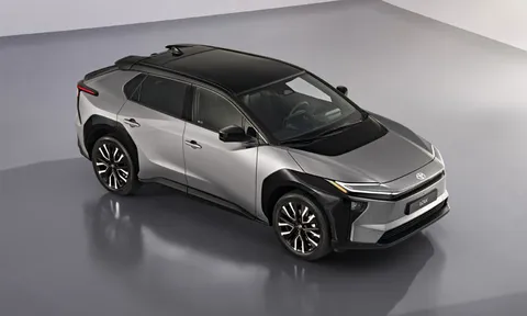 Toyota giới thiệu SUV công suất 315 mã lực, giá gần 830 triệu đồng