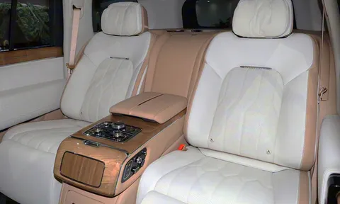 Đối thủ của Mercedes-Maybach GLS 600 ra mắt, giá gần 5,8 tỷ đồng