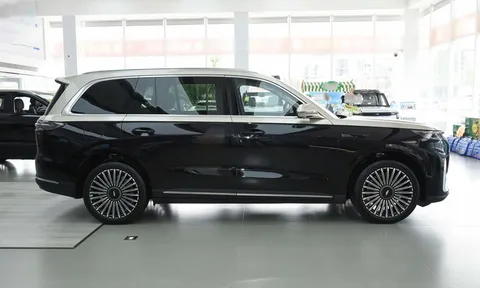 SUV dài hơn 5,2 mét, công suất 462 mã lực, siêu tiết kiệm xăng, trang bị tối tân, giá gần 740 triệu