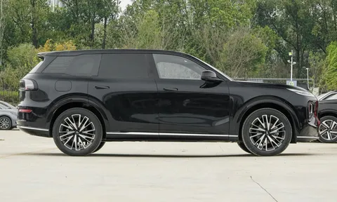 SUV hạng D công suất công suất 320 mã lực, công nghệ tiên tiến, giá ‘mềm’