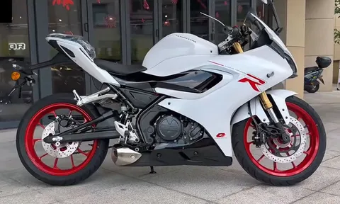 Môtô 249cc, phanh ABS 2 kênh, giá nhỉnh hơn Yamaha Exciter 155 VVA