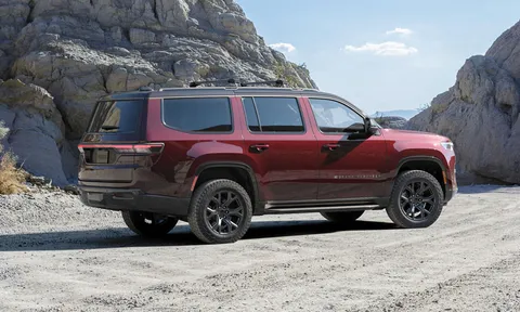 ‘Kẻ ngáng đường’ Mercedes-Benz GLS ra mắt, giá hơn 1,6 tỷ đồng