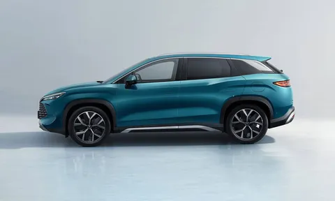 SUV PHEV, di chuyển 200 km không cần đổ xăng, giá gần 600 triệu đồng