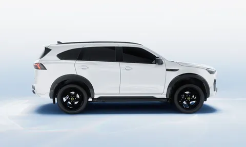 Đối thủ của Toyota Fortuner trình làng, giá gần 960 triệu đồng