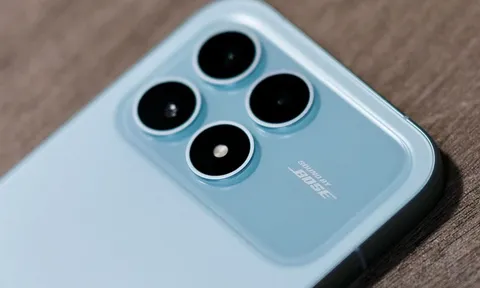 Smartphone chống nước, cấu hình ‘khủng’, pin 7.100mAh, loa Bose, giá hấp dẫn