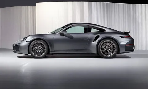 Porsche 911 Turbo S 2026 trình làng: Công suất701 mã lực, giá hơn 7 tỷ đồng