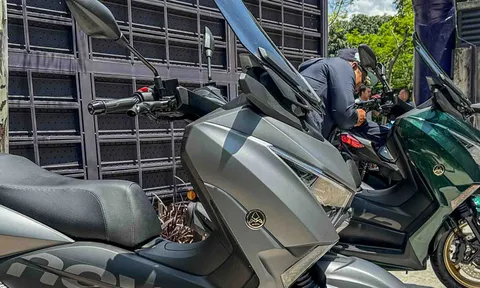 Xe tay ga 244cc, phanh ABS 2 kênh, TCS, giá hơn 90 triệu đồng