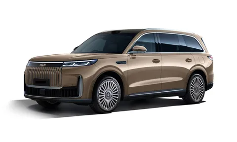 SUV hạng sang dài hơn 5,1 mét, công suất 462 mã lực, giá hơn 700 triệu đồng