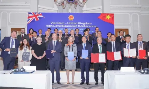 KPMG Việt Nam và ACCA 'bắt tay' hỗ trợ phát triển Trung tâm Tài chính Quốc tế tại Việt Nam