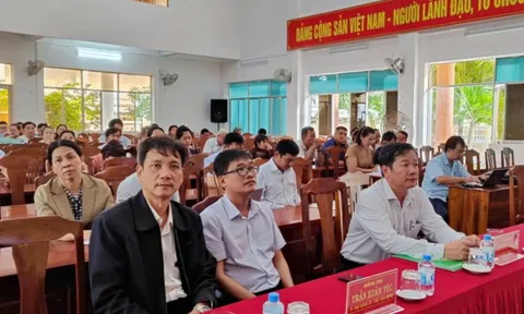Đắk Lắk: Phường Phú Yên tập huấn ứng dụng AI và ChatGPT trong tham mưu, giải quyết công việc hành chính
