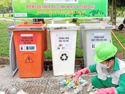 Từ 1/1/2025, không phân loại rác bị phạt đến một triệu đồng