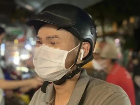 Mức phạt áp dụng từ ngày 1/1/2025 với việc đeo tai nghe khi đi xe máy, ai cũng nên biết