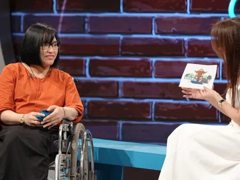 Người phụ nữ liệt hai chân tìm lại động lực sống từ những mảnh vải vụn