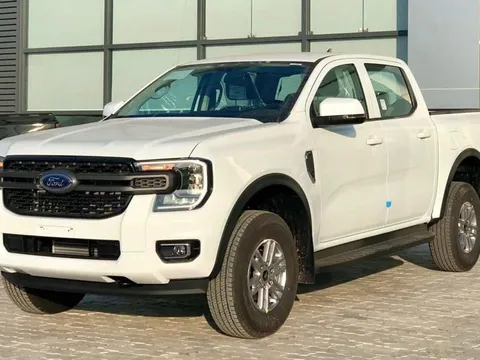 Ford Ranger có thêm bản mới tại Việt Nam, giá 733 triệu đồng