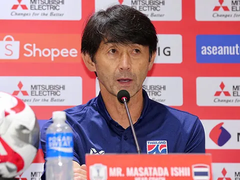 HLV Thái Lan hết lời khen Việt Nam, thừa nhận thua xứng đáng